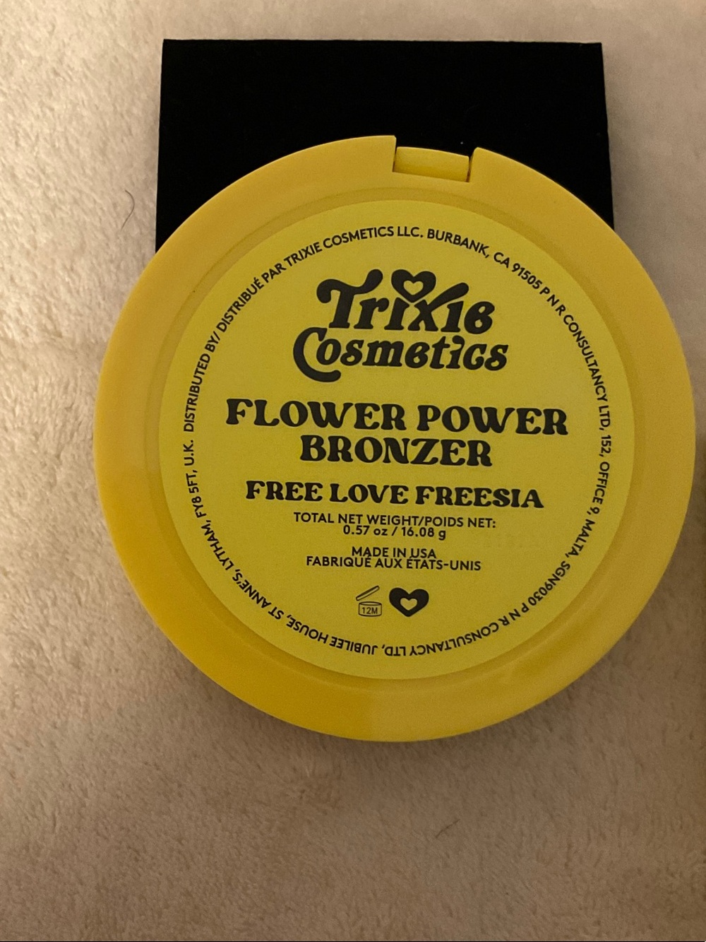 Trixie Cosmetics Yellow Flower Power Bronzer - Free Love Freesia